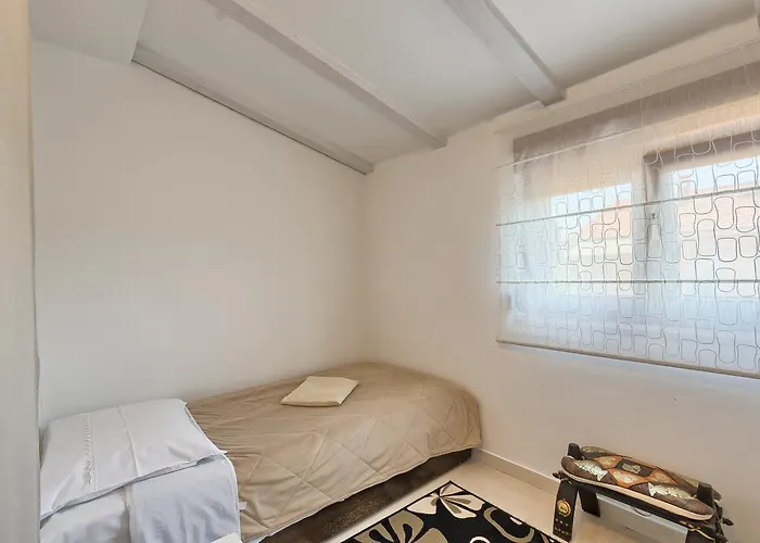 Appartement Kascuni *