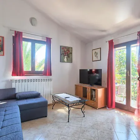 Kascuni Apartmán *